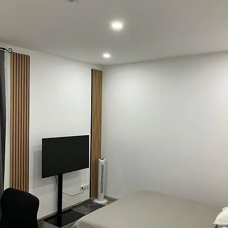 Moderne Einliegerwohnung Naehe Ingolstadt Und Bad Goegging شقة *