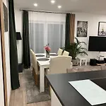 Moderne Einliegerwohnung Naehe Ingolstadt Und Bad Goegging Апартаменты