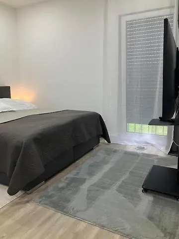 Appartamento Moderne Einliegerwohnung Naehe Ingolstadt Und Bad Goegging *